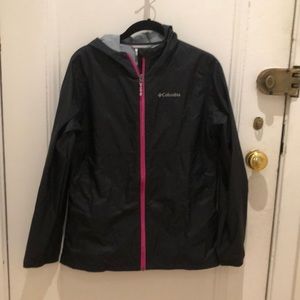 Girls XL Columbia Windbreaker. Never worn.